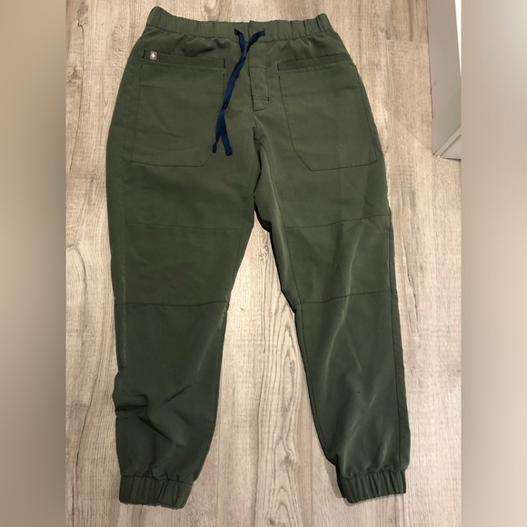 Figs joggers cargo moss 5 pockets - Picture 2 of 4